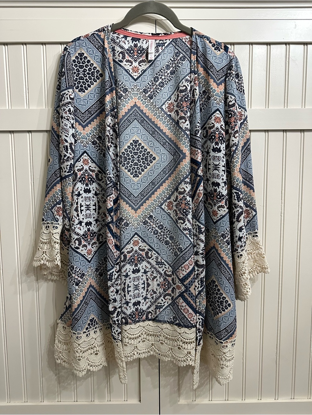Xhilaration Patterned Boho Top in Navy and Coral